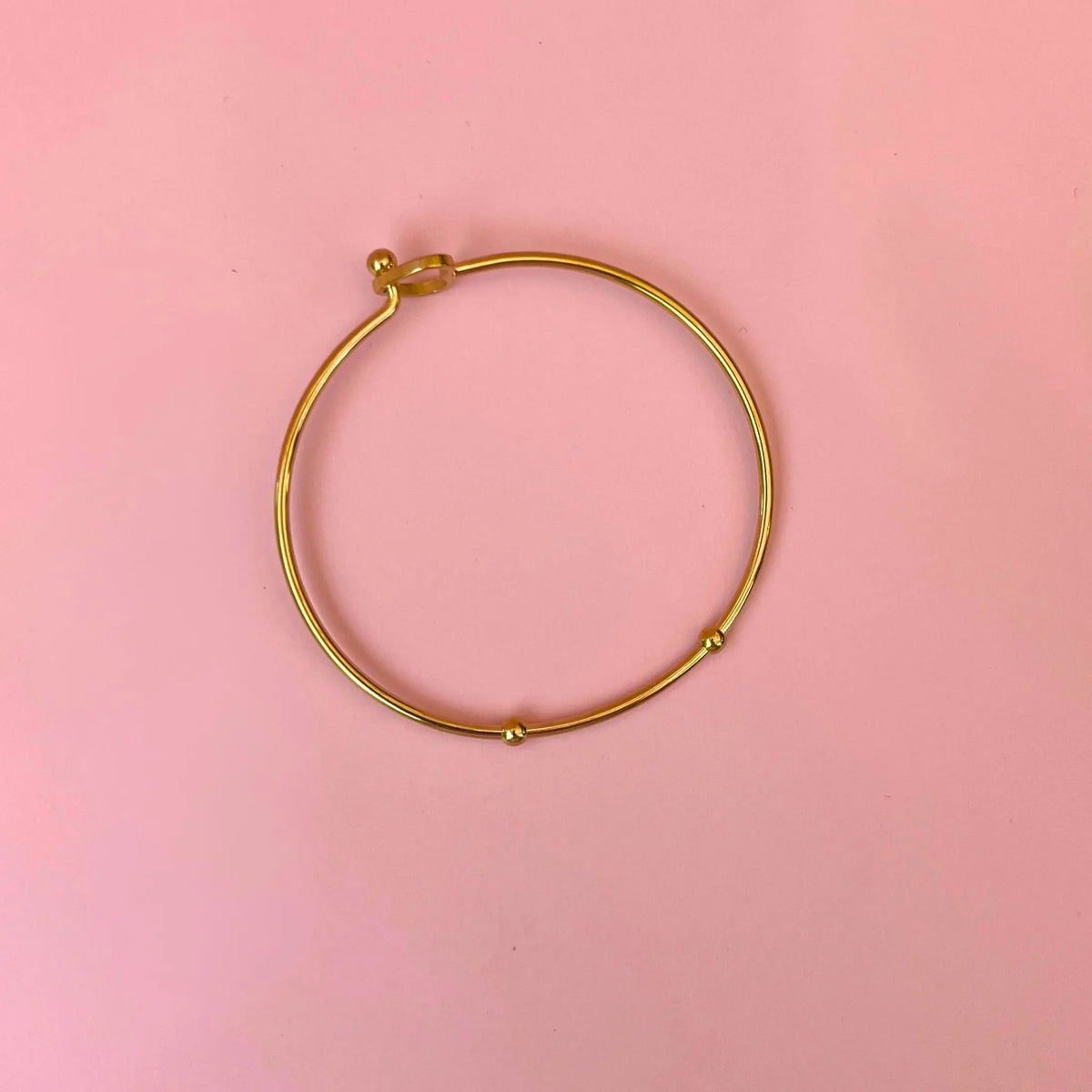 Jonc à breloques personnalisable Lodzé, choix des charms