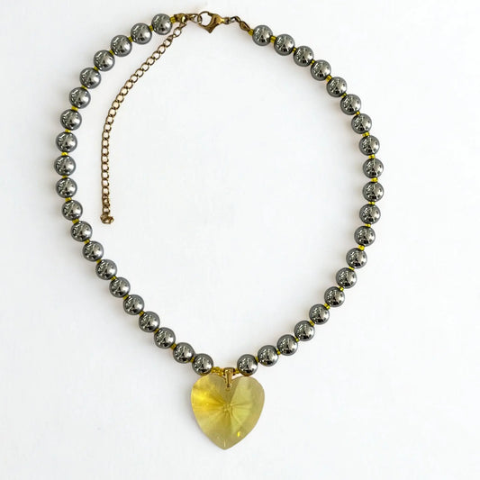 sabrina collier fait main en hématite et cristal swarovski jaune