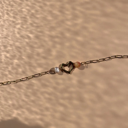 Bracelet fait main en agate, perle de culture, coeur et chaine en acier inoxydable - Lodzé