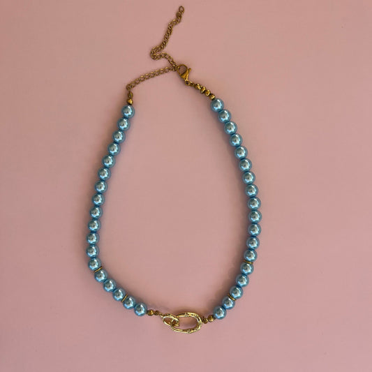 collier à personnaliser en perles de verre bleues