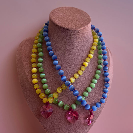 trio de colliers en perles et coeur en cristal swarovski