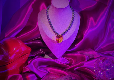 collier en hématites et coeur en cristaml swarovski - lodzé