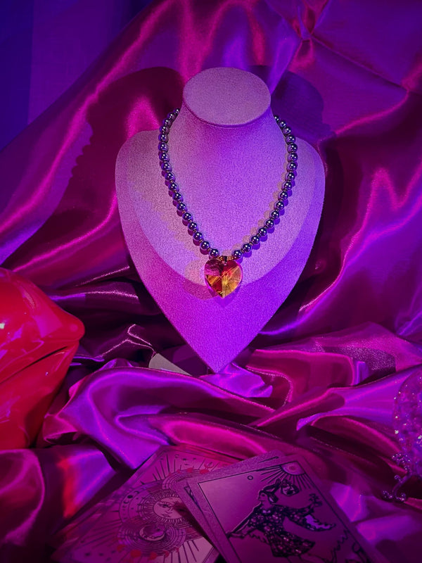 collier en hématites et coeur en cristaml swarovski - lodzé