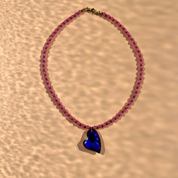collier en perles roses et coeur bleu en verre, fermoir en acier inoxydable