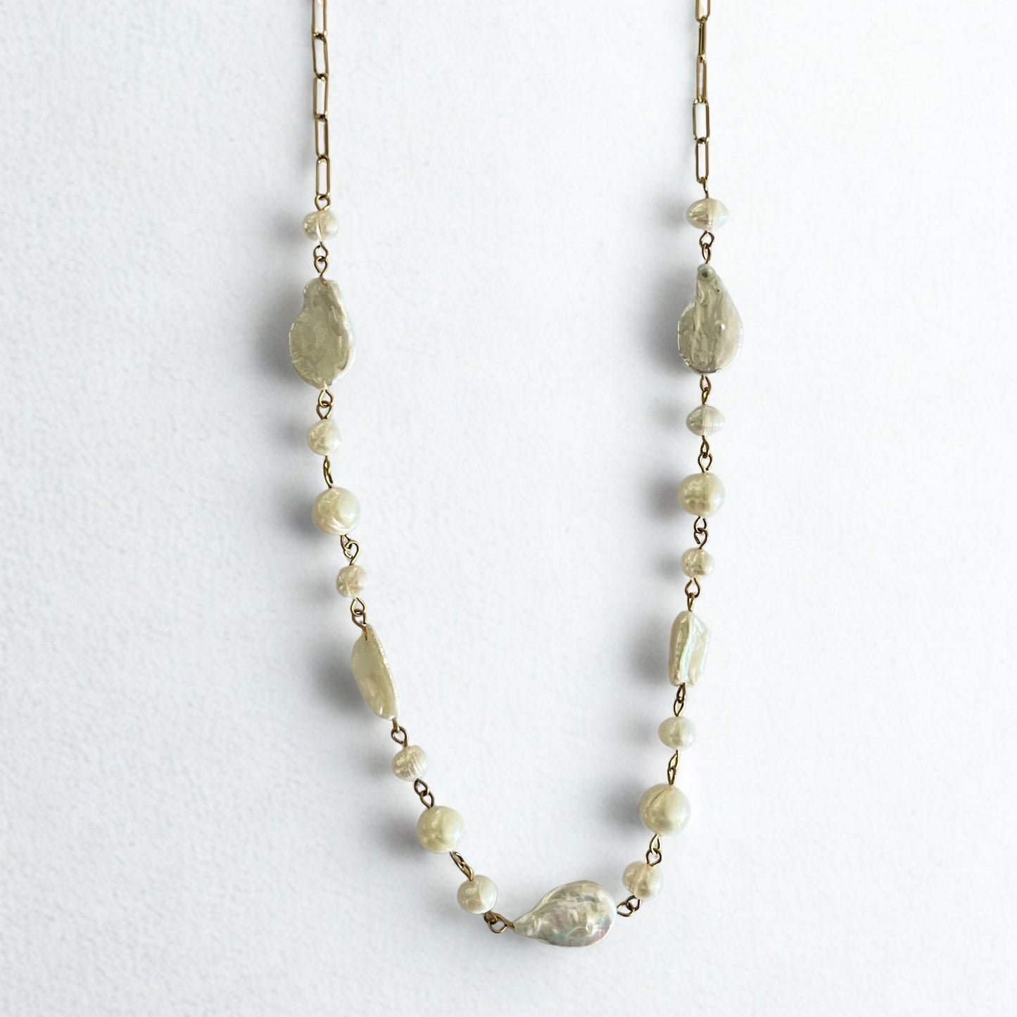 collier fait main Lodzé en perles de culture